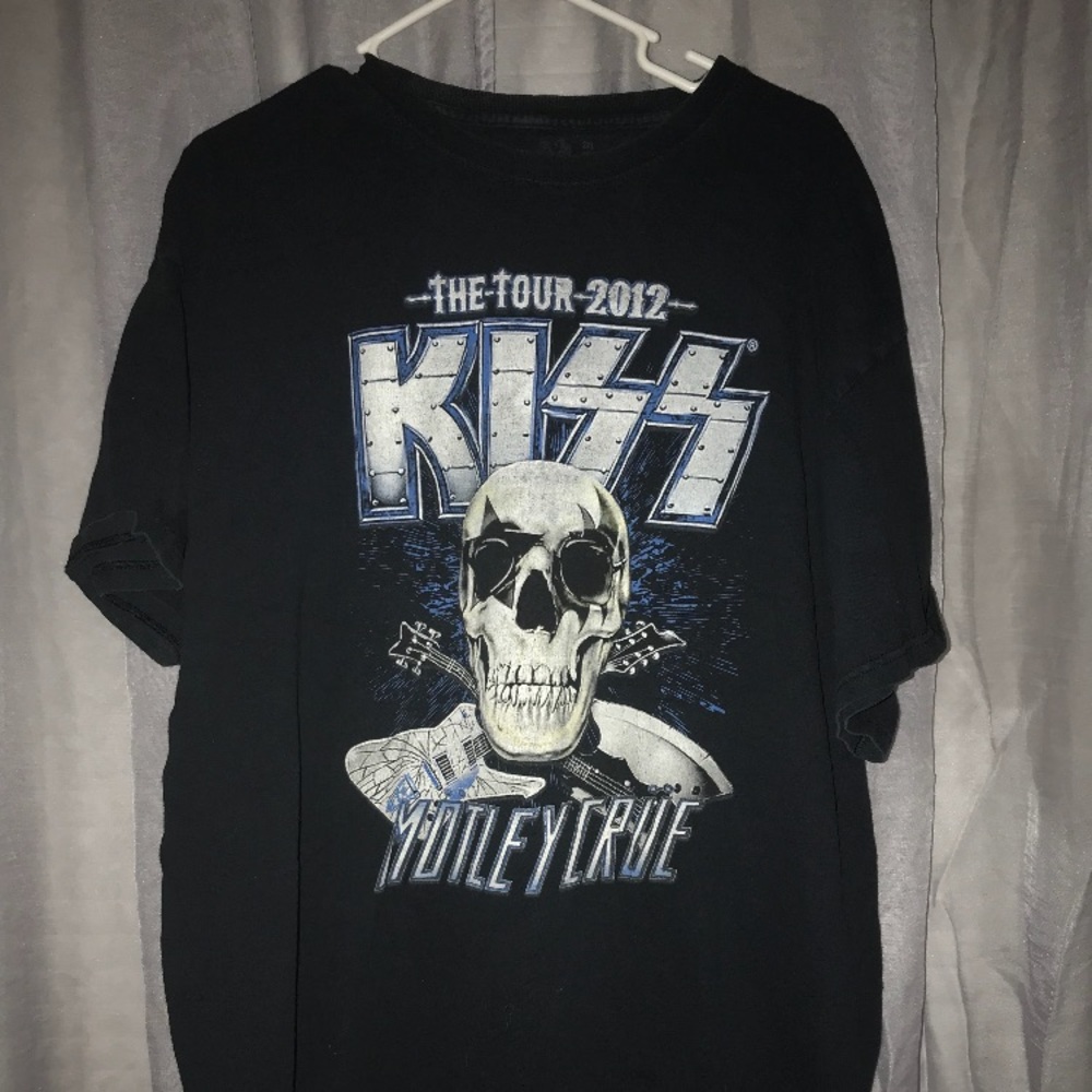Kiss the band tour 2012